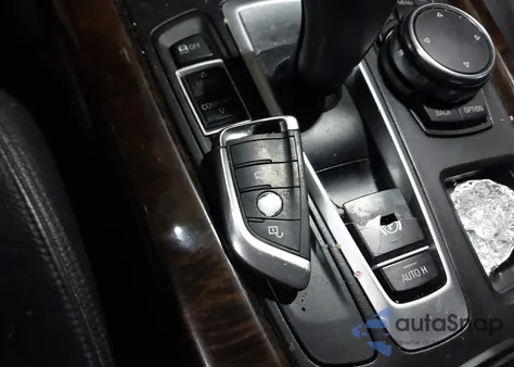 2015 BMW X5 xDrive35I z USA, uszkodzony, nr VIN 5UXKR0C53F0K68635